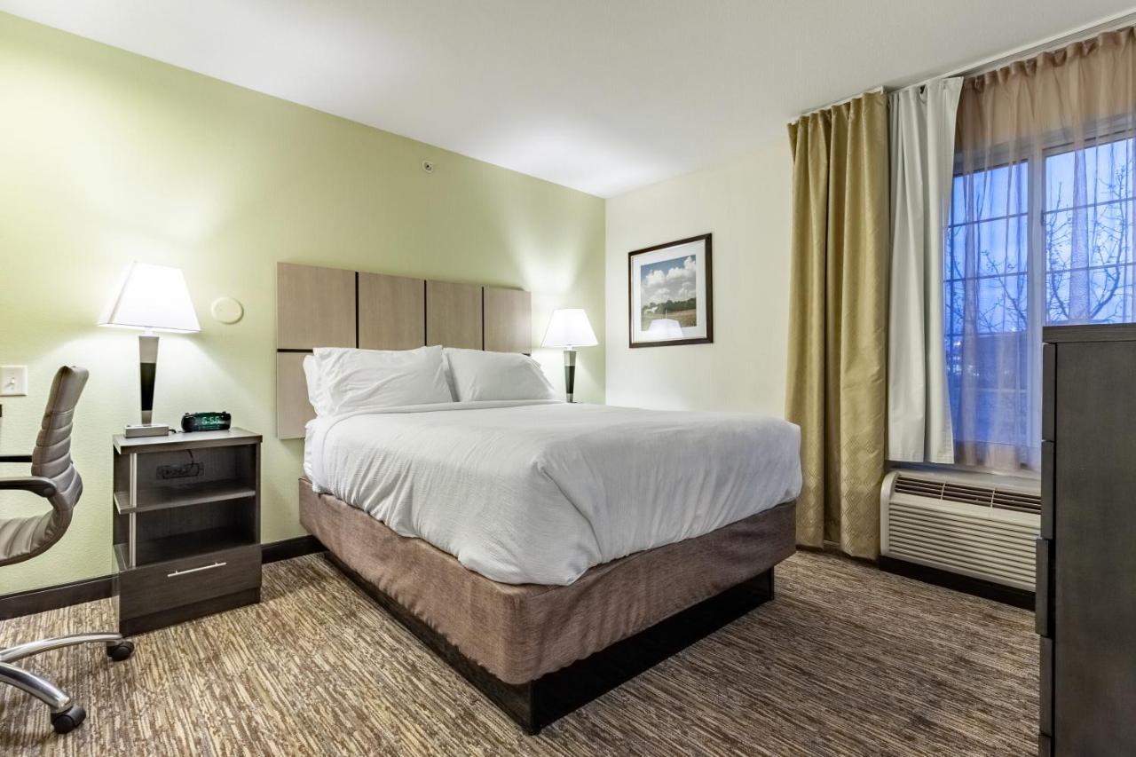 Candlewood Suites Lincoln By Ihg Exteriör bild
