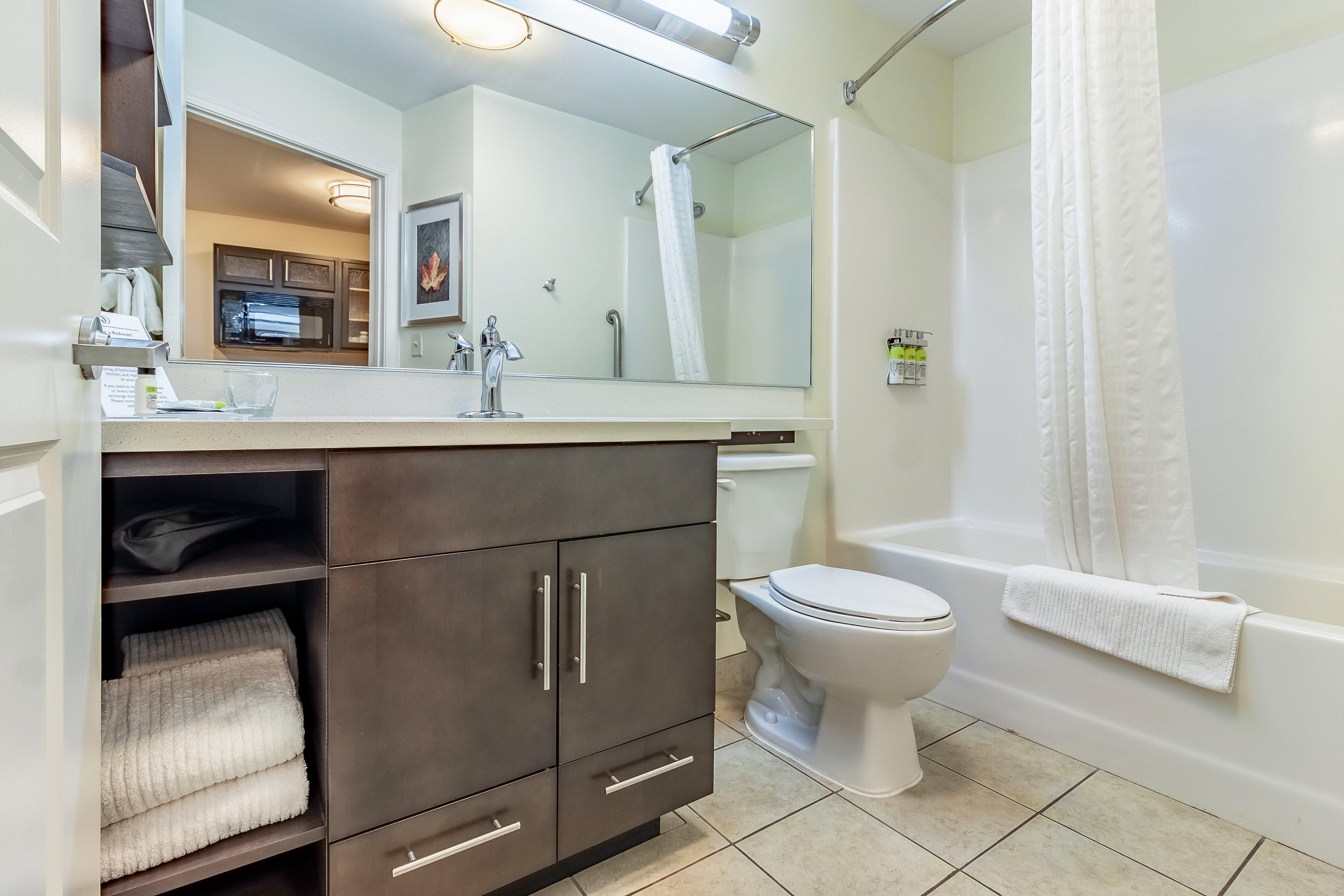 Candlewood Suites Lincoln By Ihg Exteriör bild